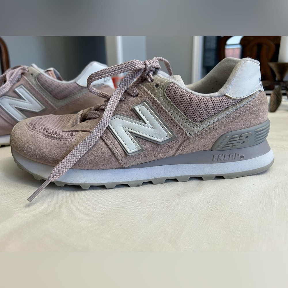 New Balance 574 Classic Dusty Pink Suede & Mesh Sneakers